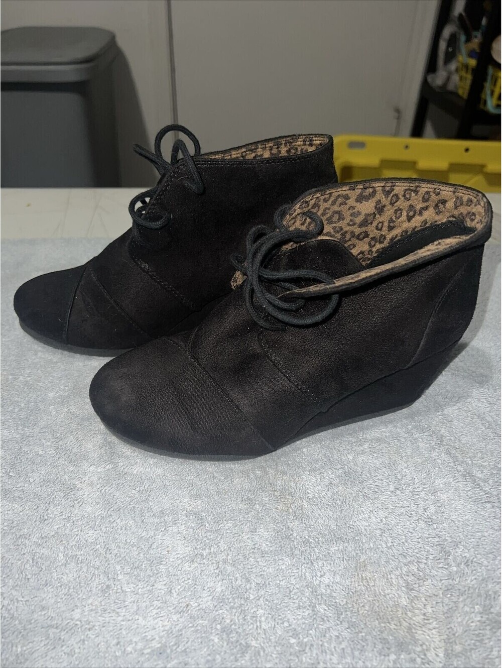 Women’s City Classified Kala Bootie Suede Black Wedge Shoes - Size 6.5